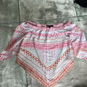 BCBG geometric off the shoulder handkerchief top